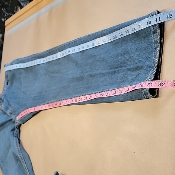 Levi's 559 Relaxed Fit Straight Leg Jeans, Size 33x32, Great Used Condition - Picture 8 of 14